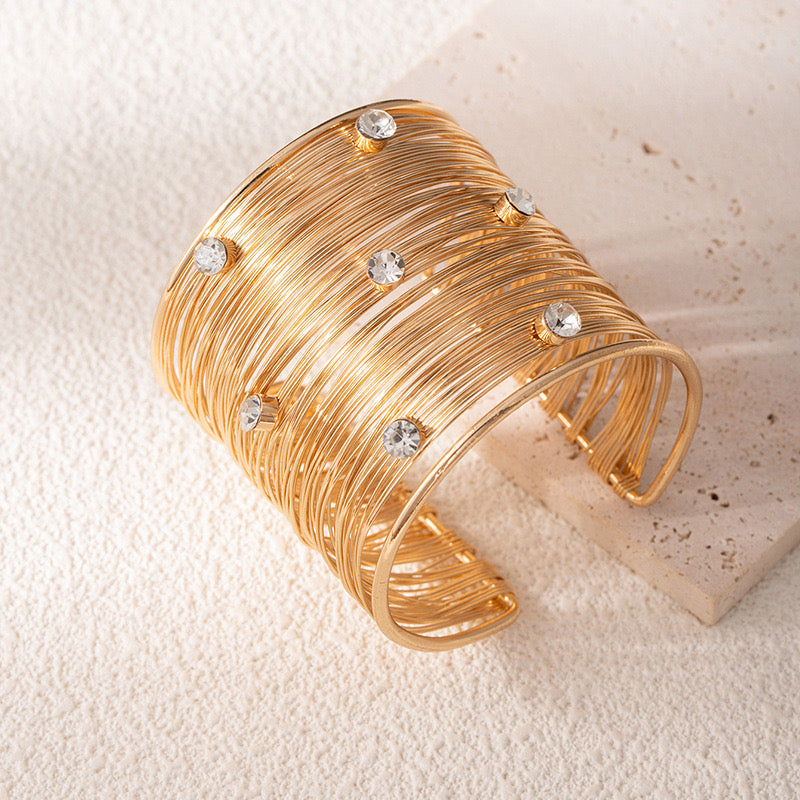 Star-studded coiled Handcuff