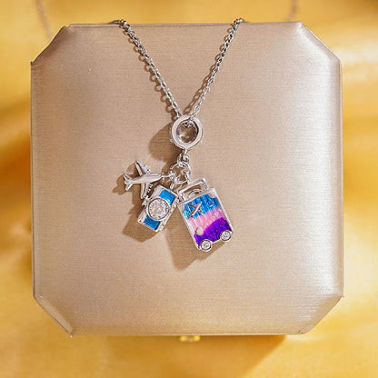 Vacay, OMW! Necklace