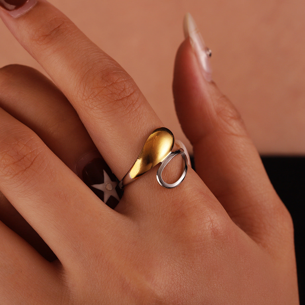 Thea Two-toned Ring