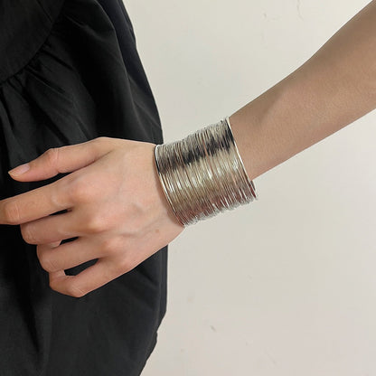 Silver Echo Coiled Handcuff
