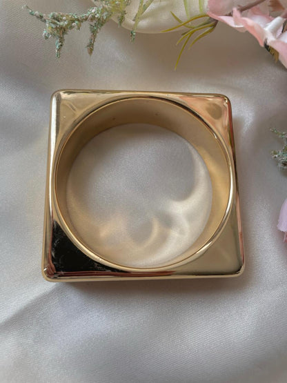 Slaycation Golden Bangle