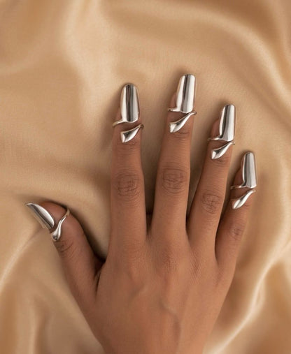 Iconic Diva Naif Cuff Ring