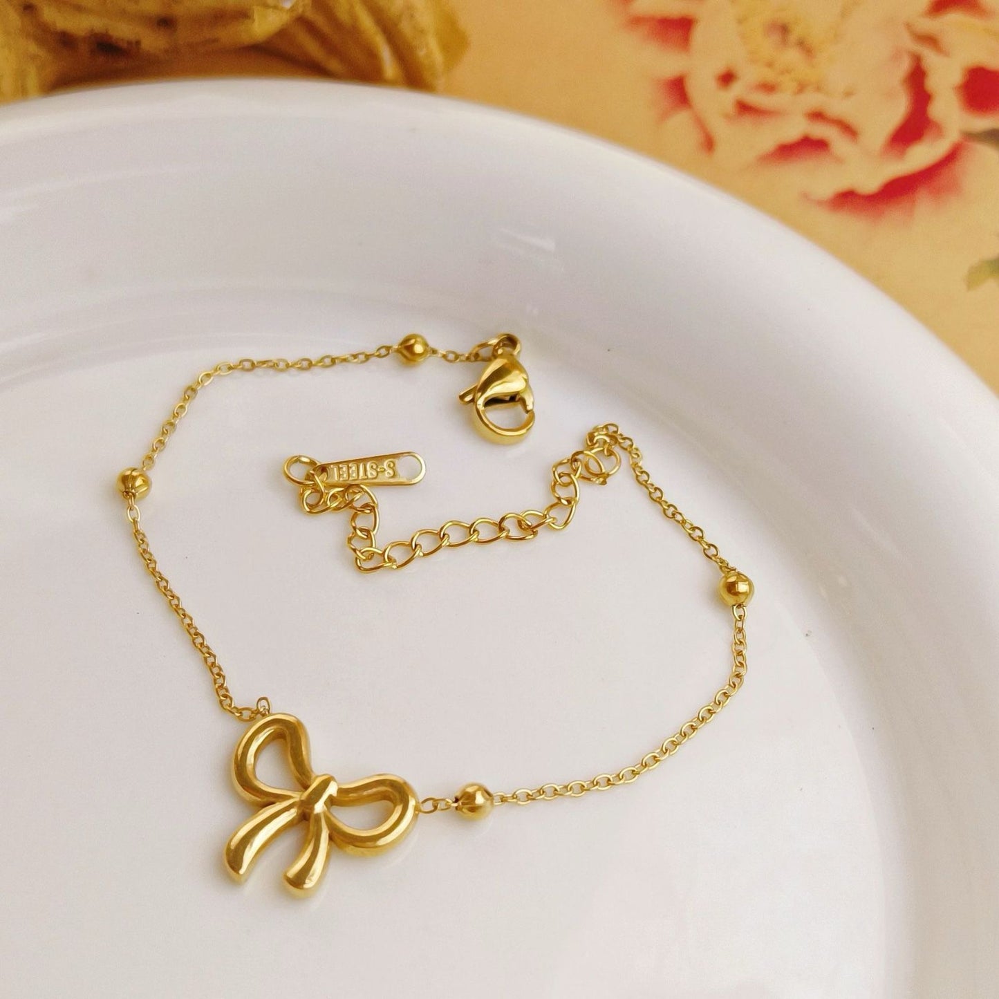Golden Grace Bow Anklet