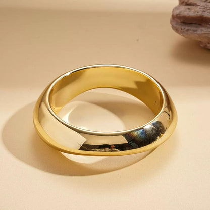 Chunky Core Bangle